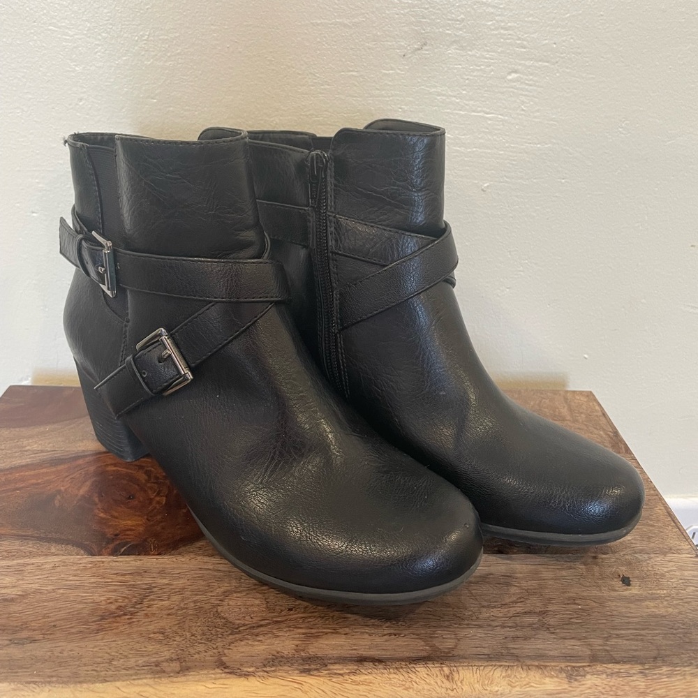 Croft & Barrow Ortholite “Bertha” Buckled Black Booties